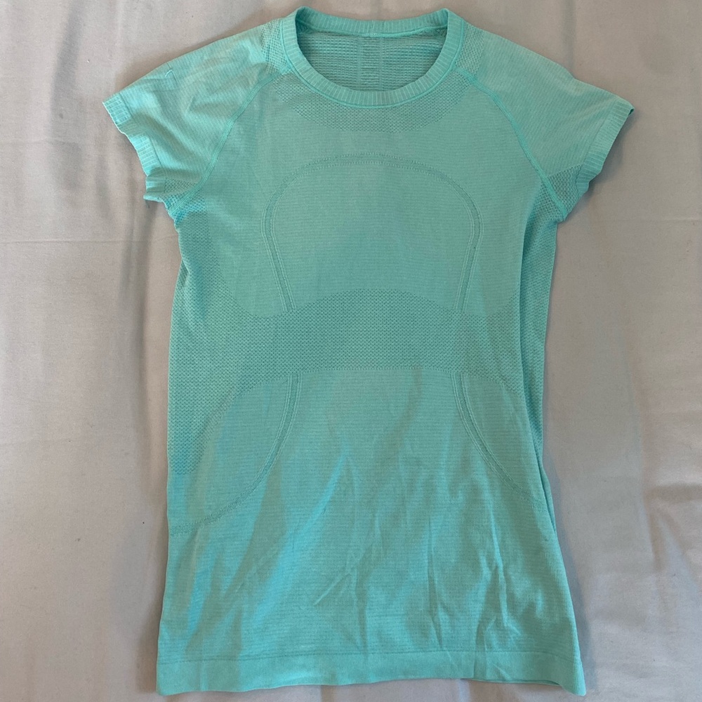 Lululemon Run swiftly tee